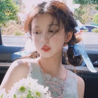 超凡神树海报