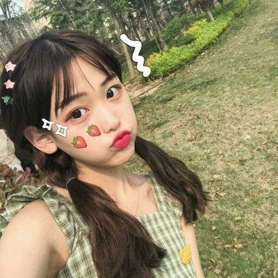 美国广场海报